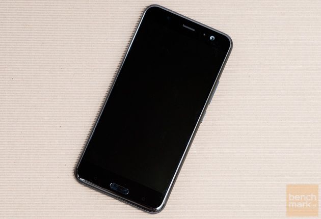 HTC U11 przód czarny ekran