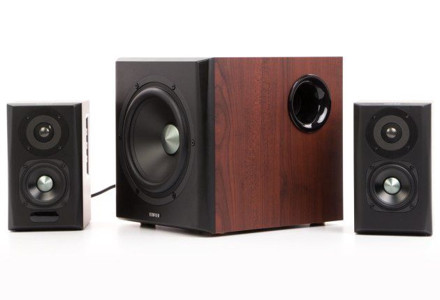 edifier s350db pod kątem