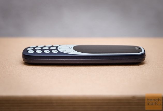 Nokia 3310 (2017) bok prawy