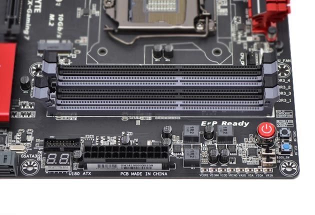 Gigabyte Z97X Gaming 7 sloty ram