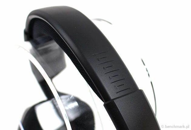 Corsair Void RGB Wireless - system regulacji pałąka