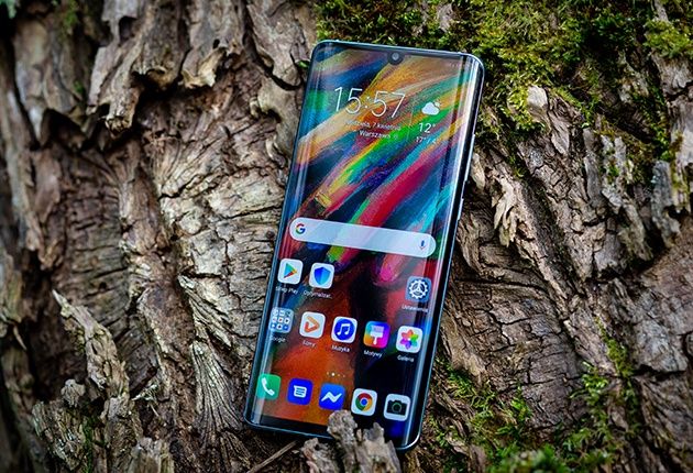 Huawei P30 Pro ekran AMOLED