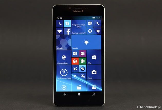Microsoft Lumia 950 smartfon interfejs kafelki