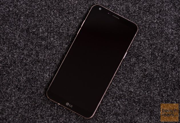 LG Q6 ramki