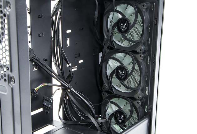 FSP CMT 510 obudowa LED panel