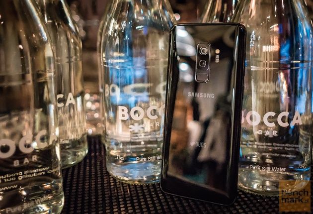 Samsung Galaxy S9+ lifestyle tył