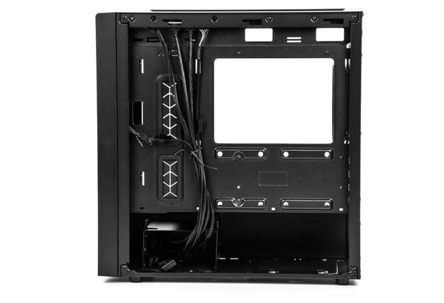 Cooler Master MasterBox NR400
