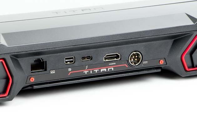 MSI GT75VR 7RF Titan Pro tył