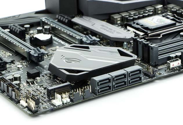 ASUS ROG MAXIMUS X HERO - porty sata