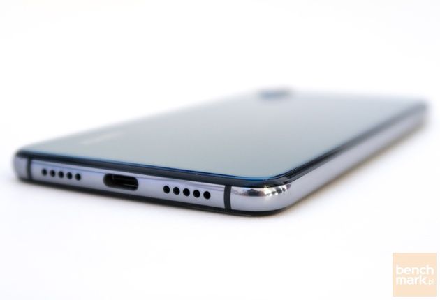 Huawei P20 Pro złącza i głośniki