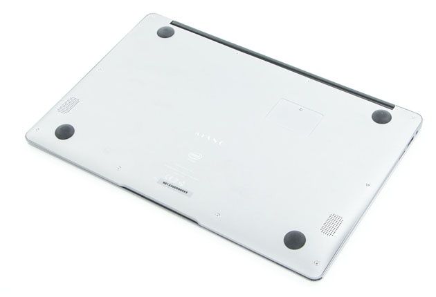 Kiano Elegance 13.3 spód obudowy