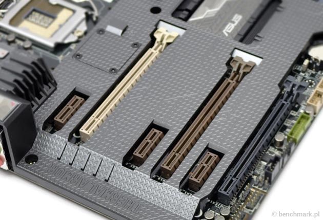 ASUS Z97 Sabertooth Mark 1 złącza pci-e