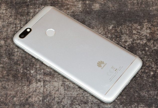 Huawei P9 Lite Mini obudowa