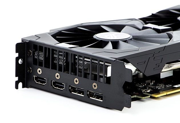 ASUS ROG STRIX O4G Gaming GTX 1650 - porty