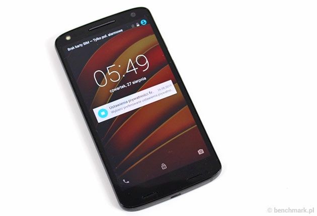 Lenovo Moto X Force - przód