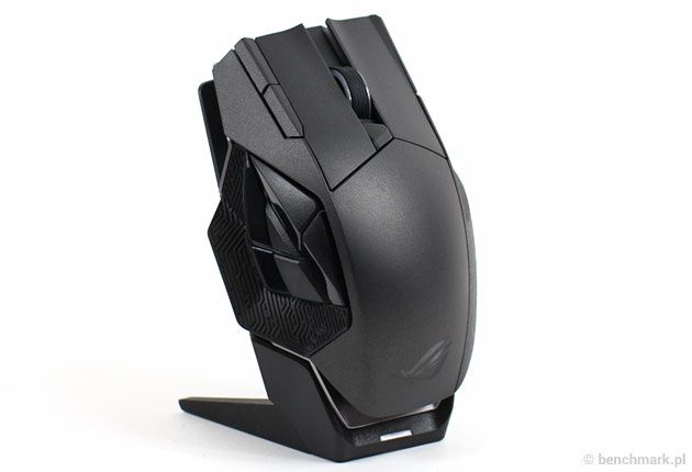 Asus ROG Spatha - mysz na podkładce