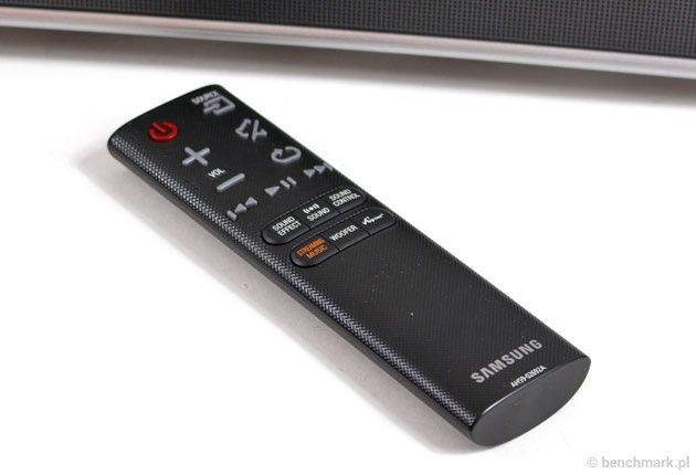 Samsung Curved Soundbar J8501 - pilot