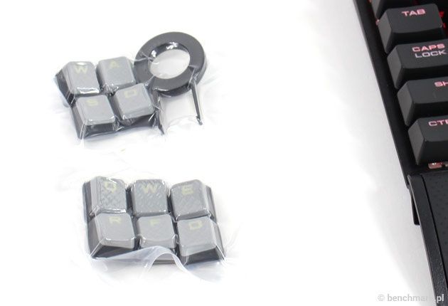 Corsair K70 Rapidfire - dodatkowe przyciski WSAD