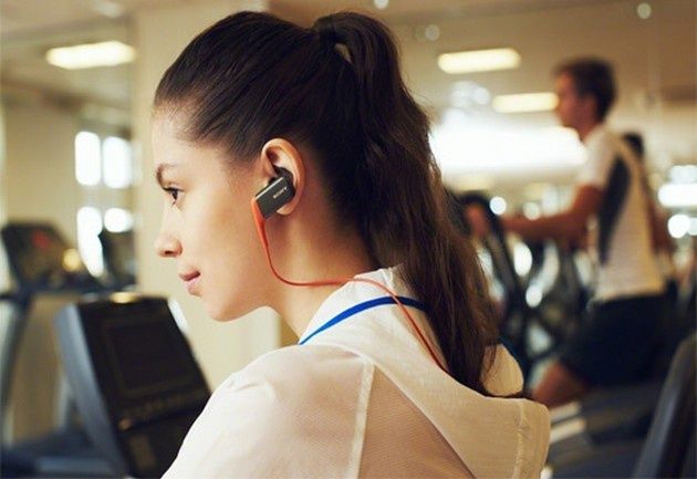 Sony MDR-AS600BT