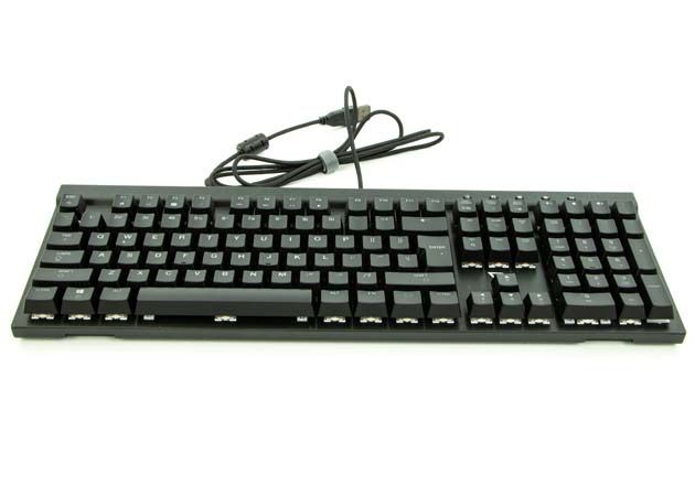 CA Gaming Shark - widok z przodu