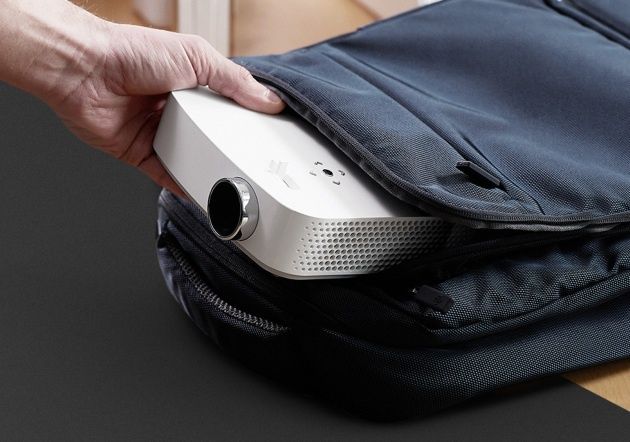 LG PF50KS dłoń