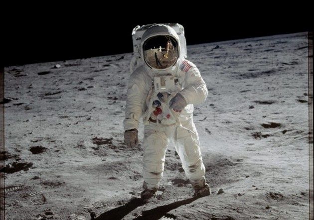 Apollo 11 Buzz