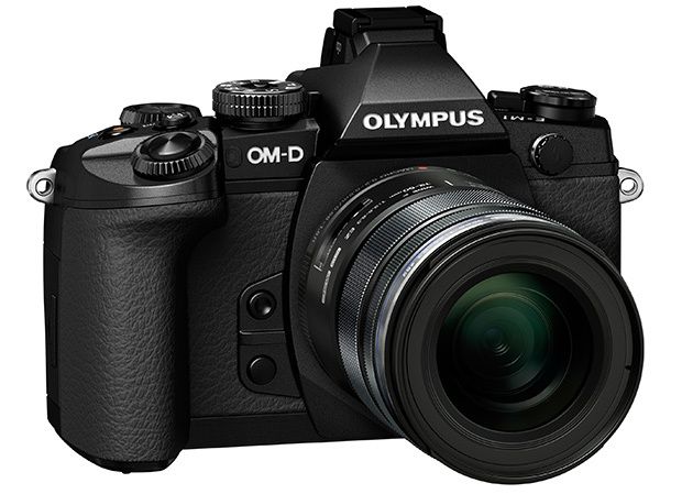 Olympus OM-D E-M1 widok przód bok