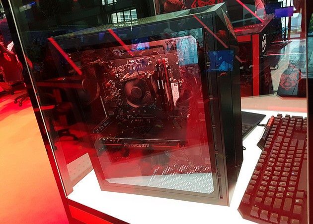 HP Omen Obelisk