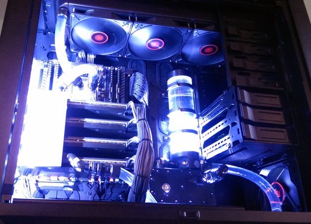XLIX Super Bowl - komputer Maingear