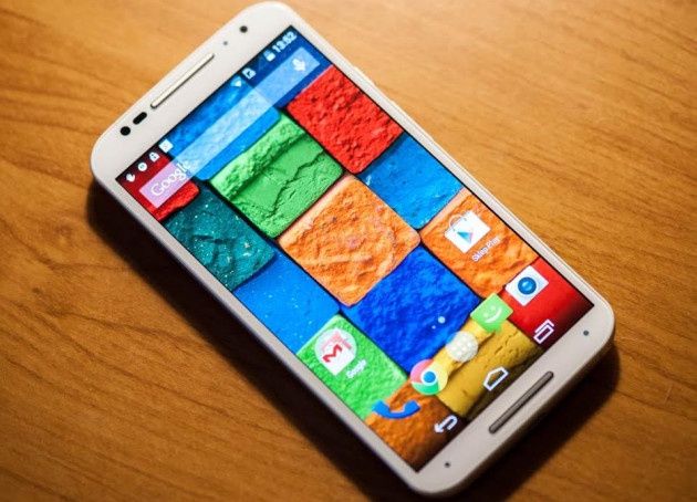 Motorola Moto X (2014) smartfon ekran