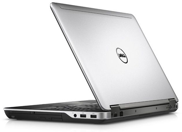 Dell Latitude E6540 laptop biznesowy widok