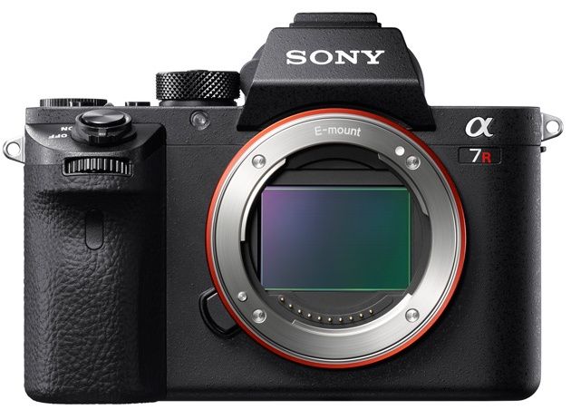 Sony A7R II przód