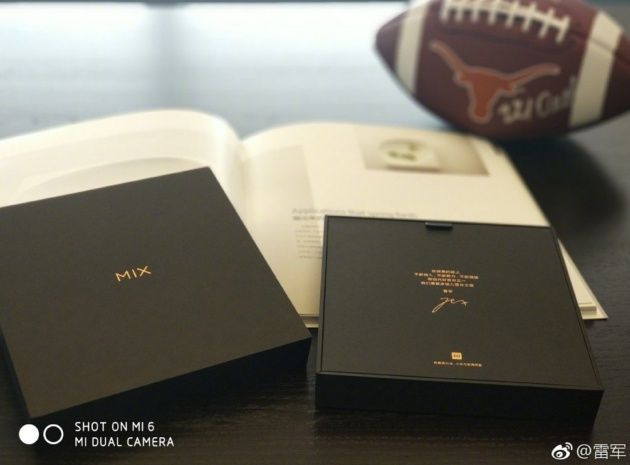 Xiaomi Mi Mix 2 box