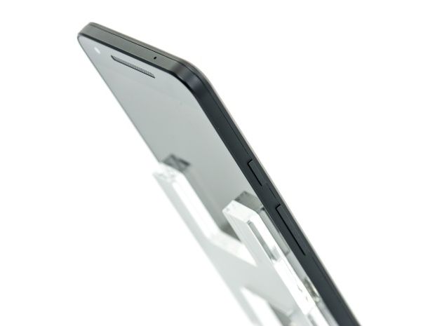 LG Nexus 5X przyciski