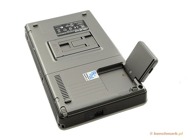 ASUS R2E