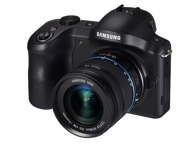 Samsung Galaxy NX widok obiektyw