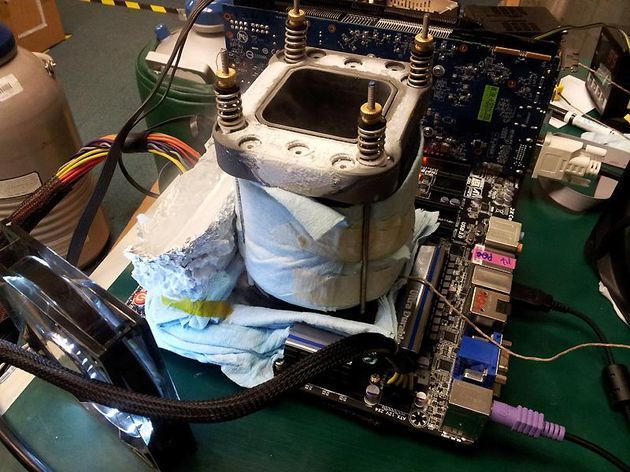 HiCookie overclocker DDR3 G.Skill TridentX 3354 MHz rekord Gigabyte GA-Z77X-UD4H płyta gł&oacute;wna platforma zdjęcie