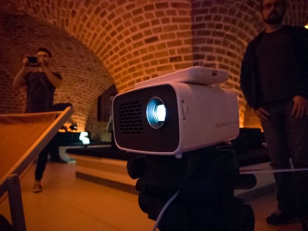 LG Minibeam PH300