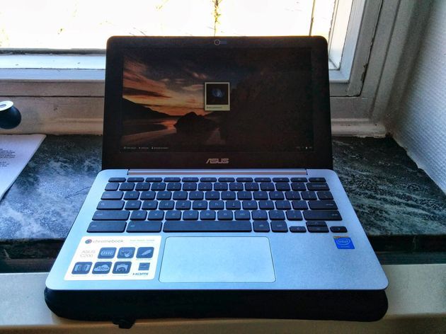 ASUS C200 chromebook