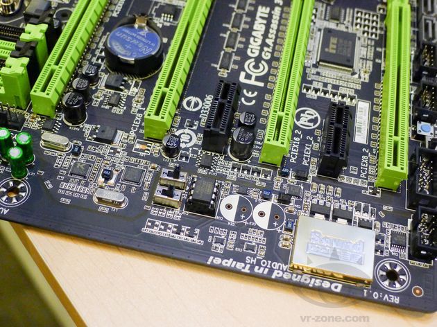 Gigabyte G1.Assassin 3 płyta główna zdjęcie Creative Sound Core3D