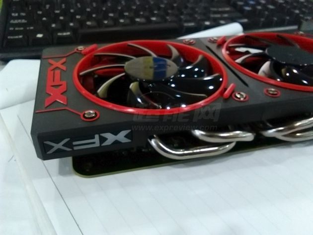 XFX Radeon R9 380X karta graficzna