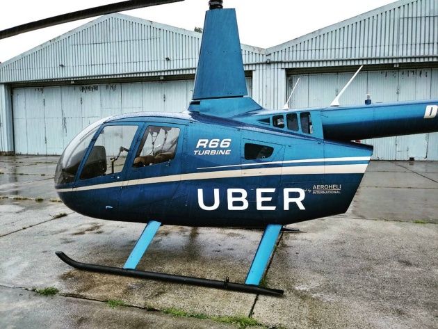uberHELIKOPTER widok bok