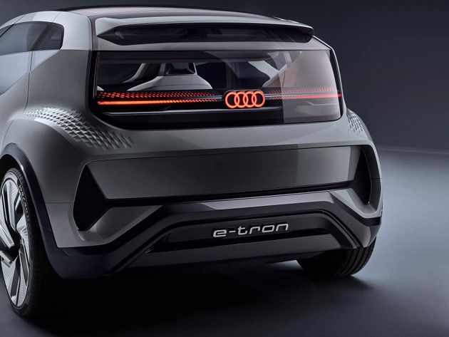 Audi AI:me tył