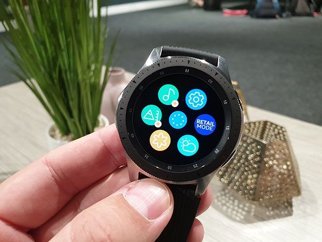 Samsung Galaxy Watch 2018 - wyświetlacz AMOLED