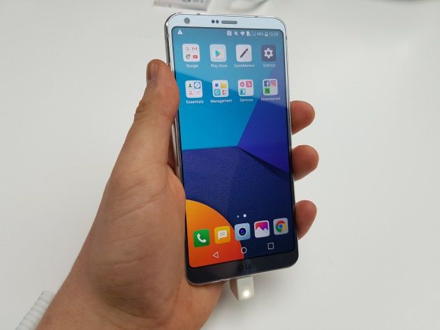 LG G6 w ręce
