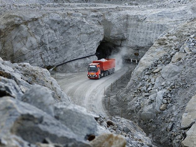 Volvo FH16 truck