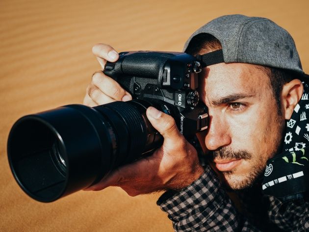 Olympus OM-D E-M1X dłonie