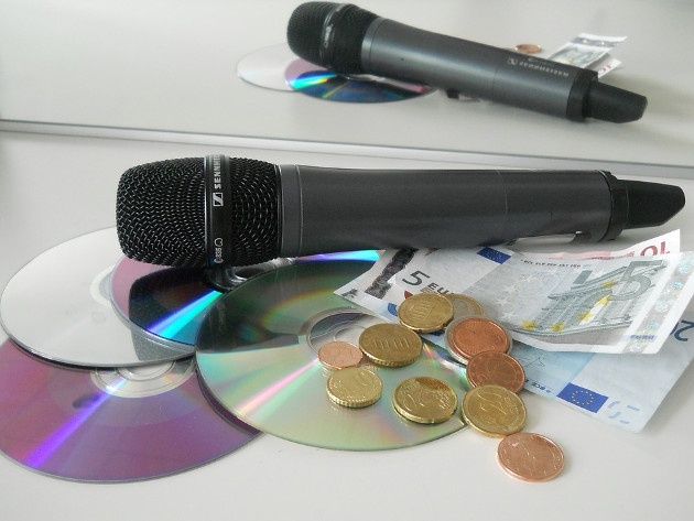 muzyka pieniądze