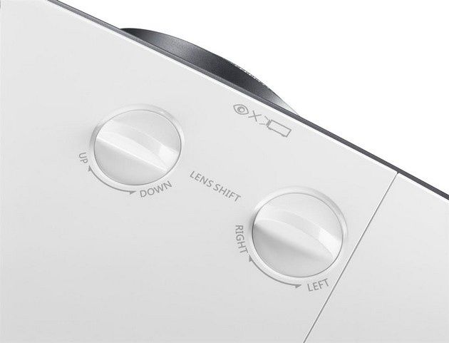 BenQ W3000 lens shift