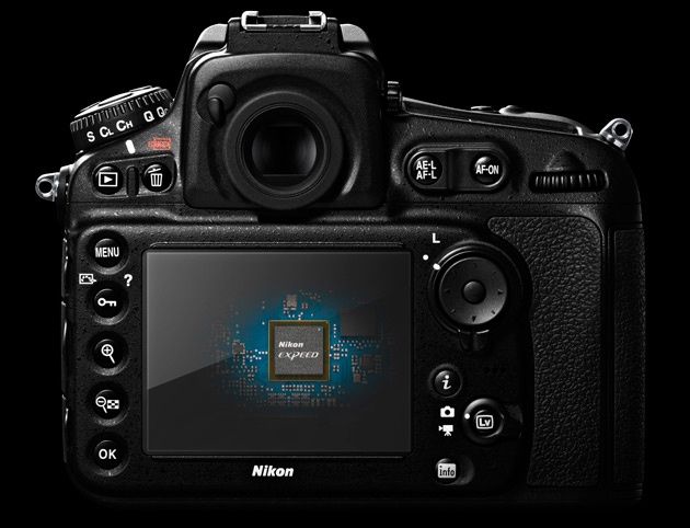 Nikon D810 tył przekrój